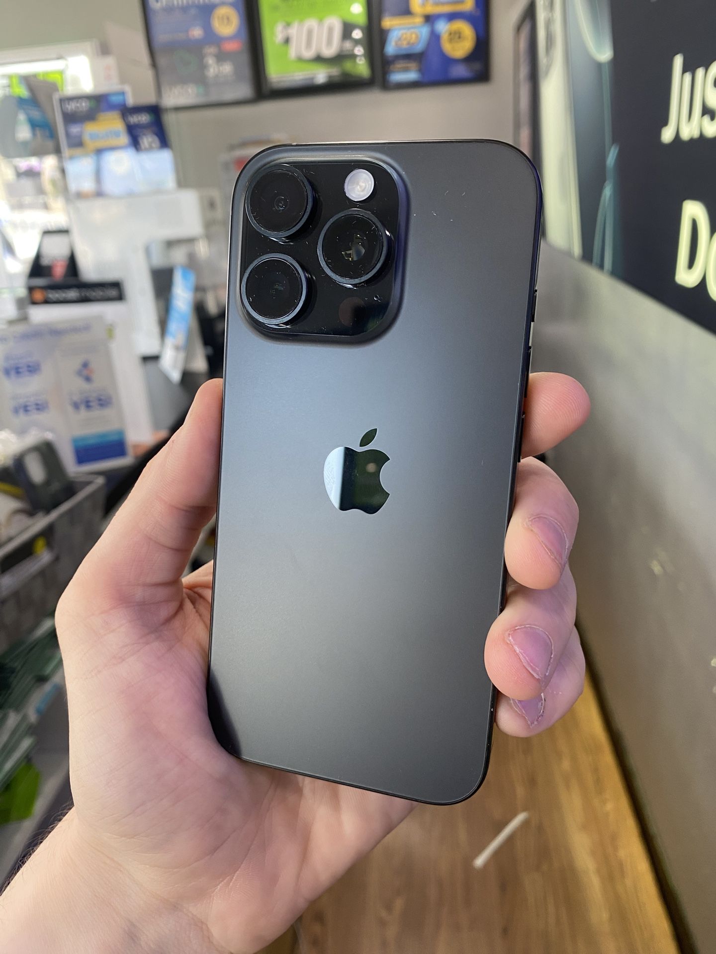 Unlocked iPhone 16 Pro 128GB