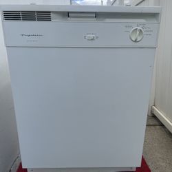Frigidaire Dish washer 