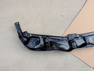 Mitsubishi Montero Front Bumper Metal Bracket