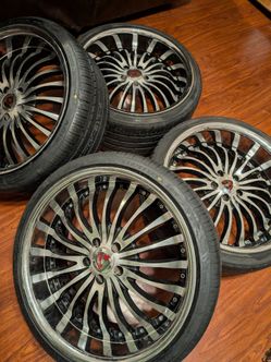 RIMS AND TIRES STAGGERED 20 "5X115