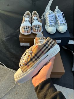 Burberry Converse