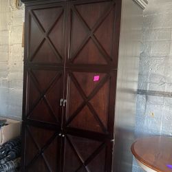 Standing Bar Cabinet With Lights
