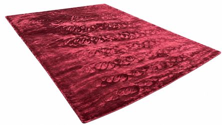 Modern Plush Carved Crimson Red Wool/Viscose Area Rug