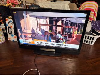 47” Vizio TV