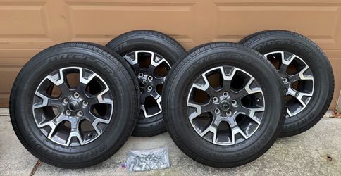 Set of (4) Factory OEM 2024 Jeep Gladiator 18” Wheels