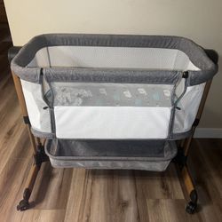Ezebaby 3-in-1 Baby Bassinet