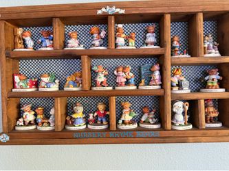 Bronson collectible Nursery Rhyme Bears