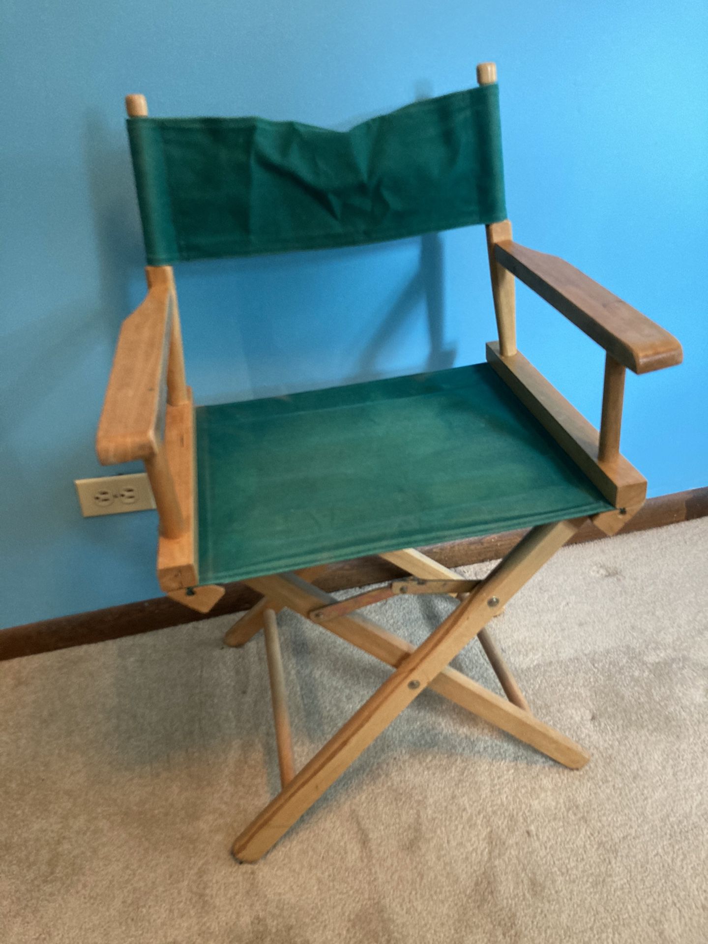Collapsible Low To Ground Director Style Chair Turquoise Green  