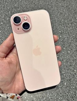 iPhone 15 128GB CARRIER UNLOCKED