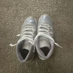 Jordan 11s