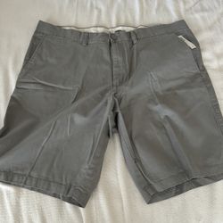 Old navy Casual Shorts Size 40 $25