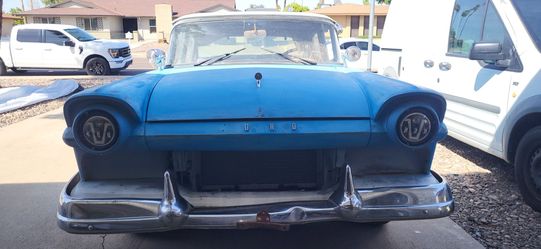 1957 ford custom 4 door