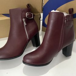 Women’s Shoes Size 10