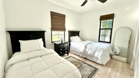 Twin bed set