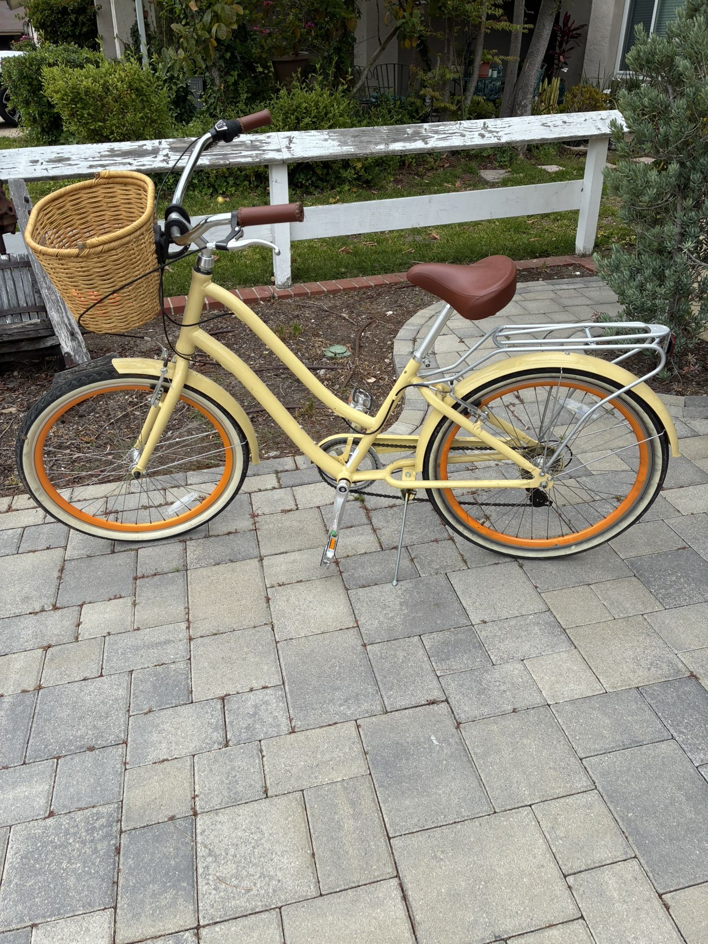 Stylish 7-Speed Cruiser Bike with Basket – $240 OBO