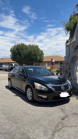 Nissan Altima 2015