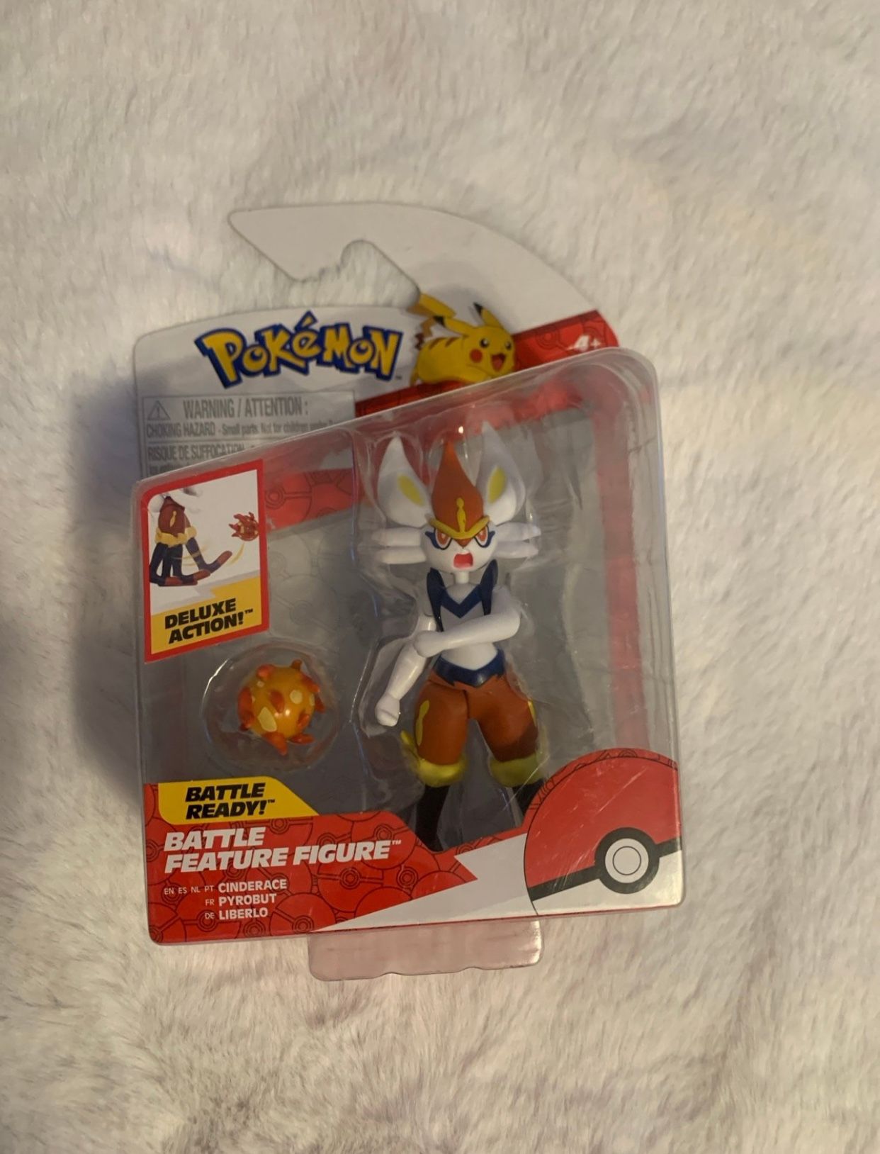 Pokémon Battle Figure