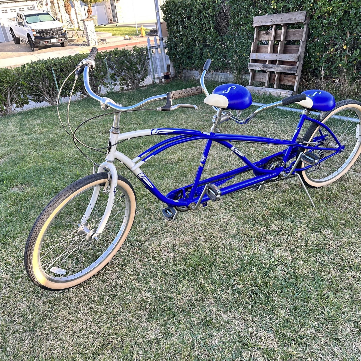 schwinn tango tandem bicycle Schwinn Tango Tandem Bicycle Bike 7 Speed for Sale in El Cajon, CA