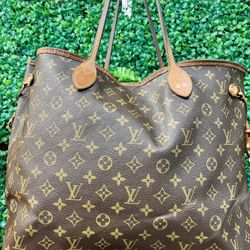 Louis Vuitton Neverfold Bag