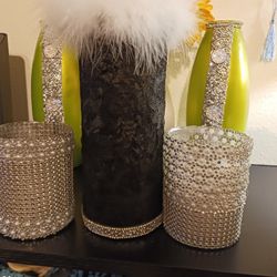 3PC SET..2 SILVER TRINKETS VASES N BLACK LACE AND DIAMONS WITH FUFU AROUND THE TOP..ITS GEORGOUS..