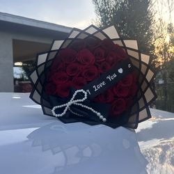 25 Roses 🌹 Ramo Buchón 