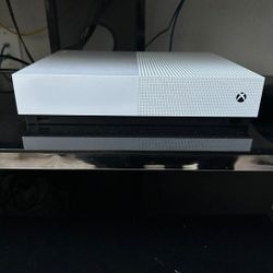 Xbox One S Digital 