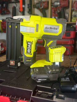 RYOBI ONE+ 18V 18-Gauge Cordless AirStrike Brad Nailer