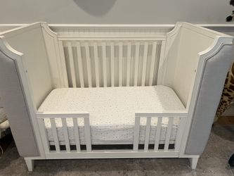 Restoration Hardware Convertible Crib/toddler Bed