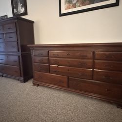 Solid Wood Dresser - Excellent Storage & Style