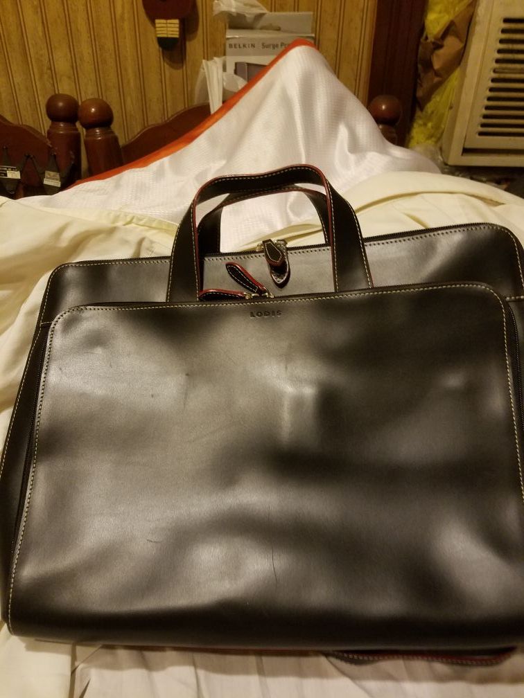 Lodis. Briefcase.