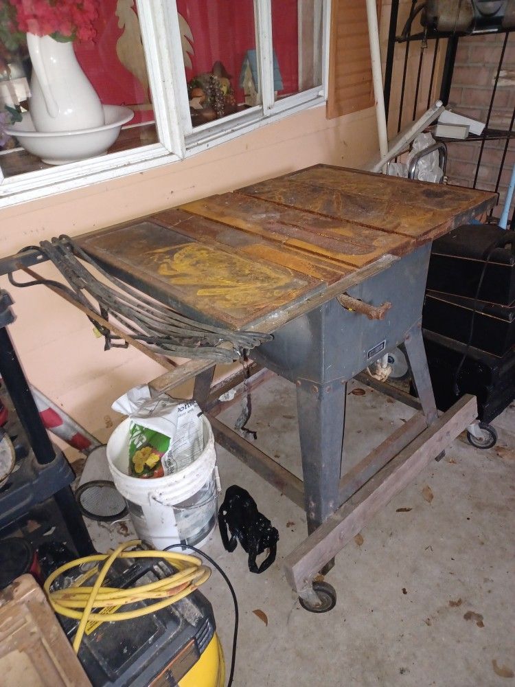 Sears Craftsman Tablesaw 12" Motorized