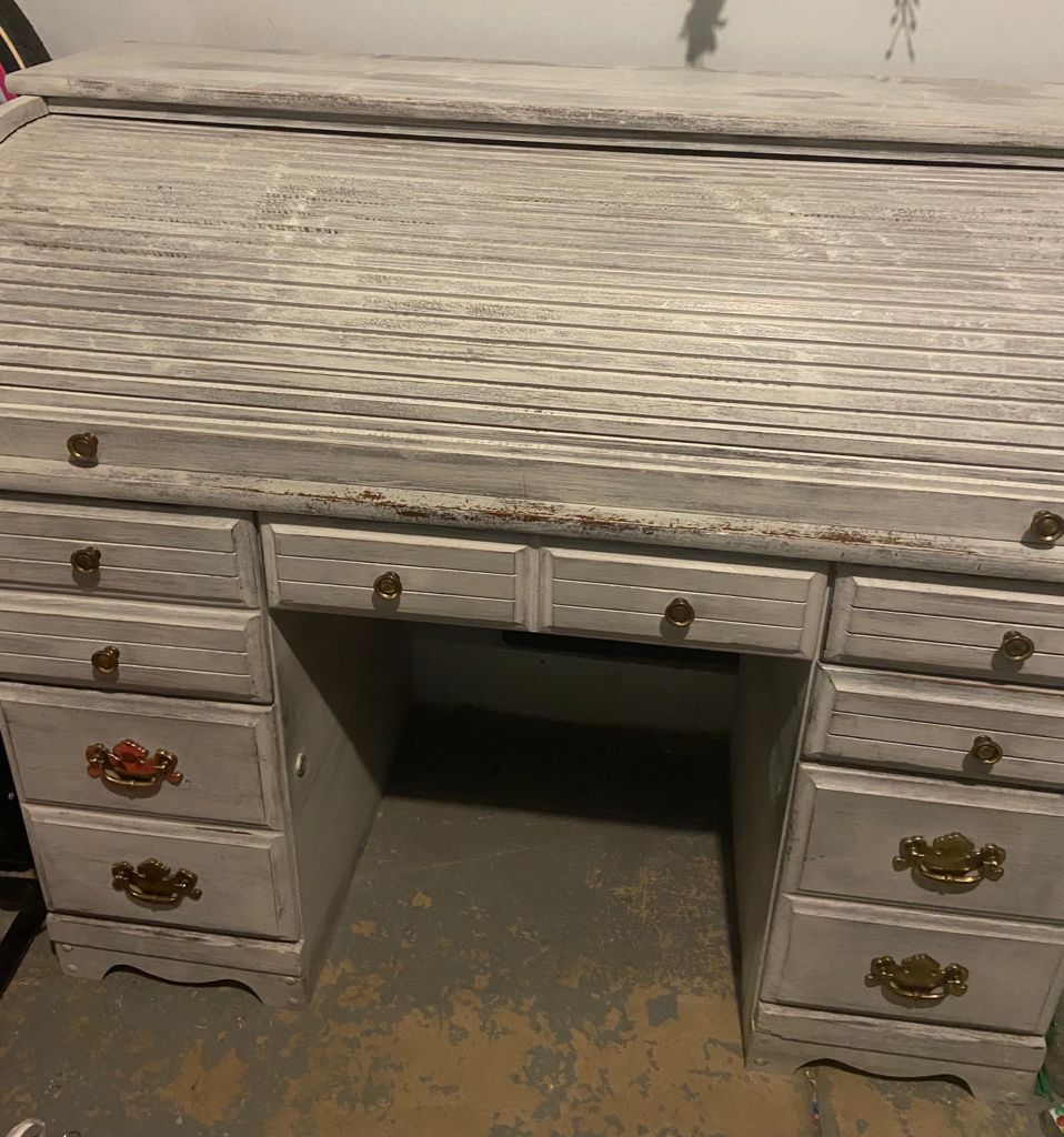 Free Solid Wood Desk - Coated With chalked paint