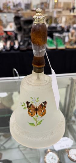 Rare Vintage Viking Glass 1985 Butterfly Flowers Frosted Glass Bell