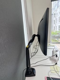 Monitor Arm