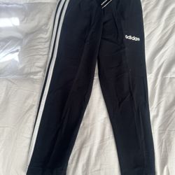 Women’s Adidas Cropped Capris  XS