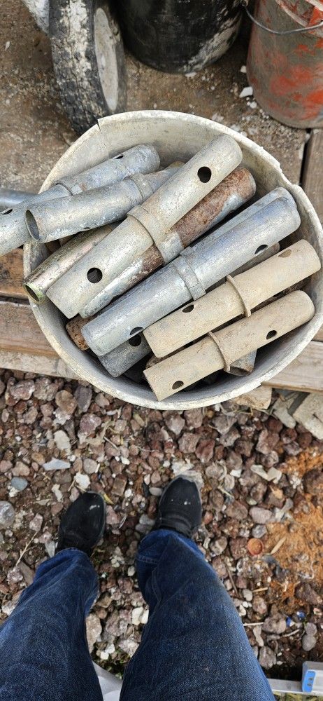 Masonry Scaffolding Pins 121 @ 3.00 $249