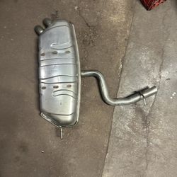 Volkswagen Taos 2025 Muffler
