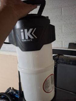 Foam spray