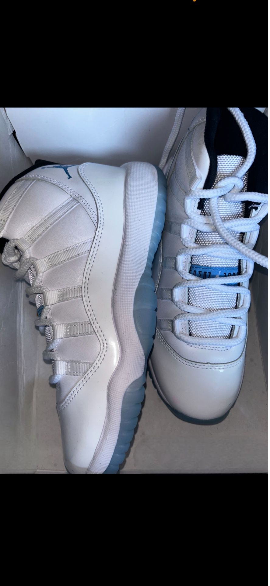AIR JORDAN 11 RETRO (GS) WHITE/LEGEND BLUE-BLACK BLANC/NOIR/BLEU COLUMBIE