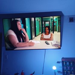 58 Inch ROKU TV For Sale!!