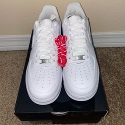 White Supreme Air Force 1s Size 9.5