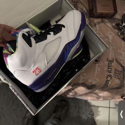 Sell these Jordan 5 Retro size 10.5 Alternate Bel-Air