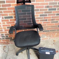 Black Office Chair +Shredder 25.00