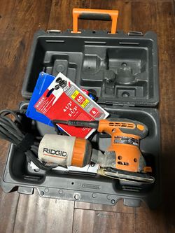 Rigid R2500 1/4 Sander