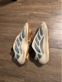 Adidas’s Yeezy 700 V3 Kyanite size 9