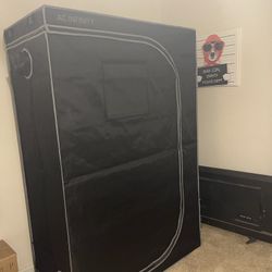 AC Infinity Grow Tent