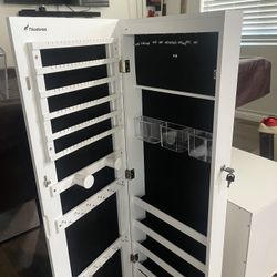 mirror with storage