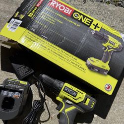 Ryobi P215K 18-Volt ONE+ Lithium-Ion Cordless 1/2 in. Drill/Driver Kit with (1) 1.5 Ah Battery and 1