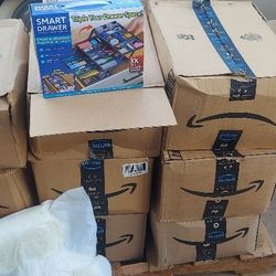 Pallet of Smart Drawer 3-Tier Desk Drawer Organizer, 100 piece retails for $2,200, my price $300