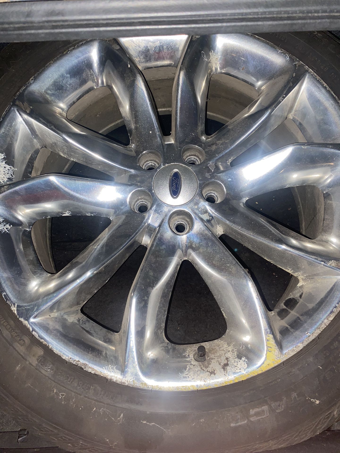 1 Rim 2013 Explorer 20 Inch Rim